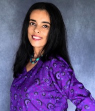 तात्यासाहेब : दी स्टोरी ऑफ अ बॉम्बे आंत्रप्रेन्युअर‘ लेखिका – तेजस्विनी आपटे-राम 